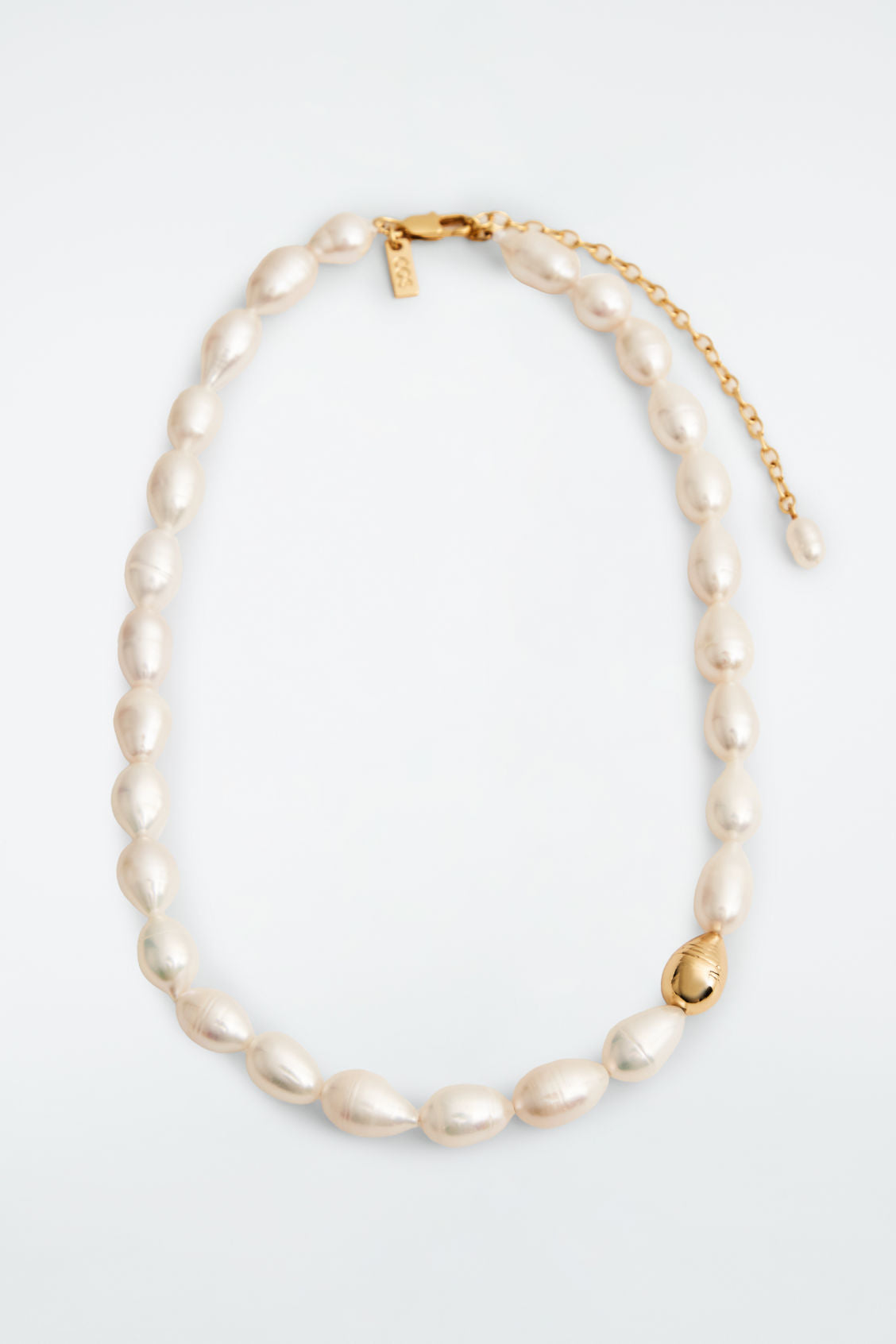 FRESHWATER PEARL NECKLACE